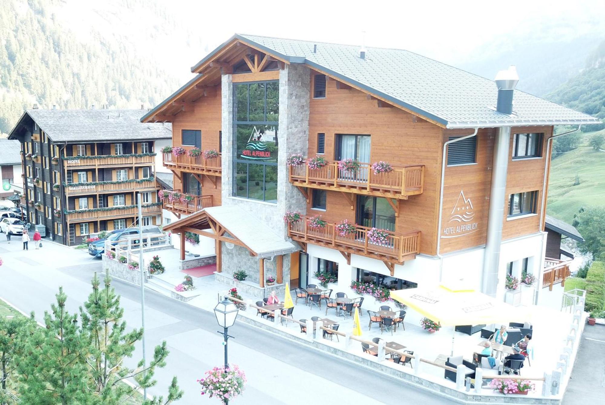 Hotel Alpenblick-Leukerbad-Therme Exterior foto